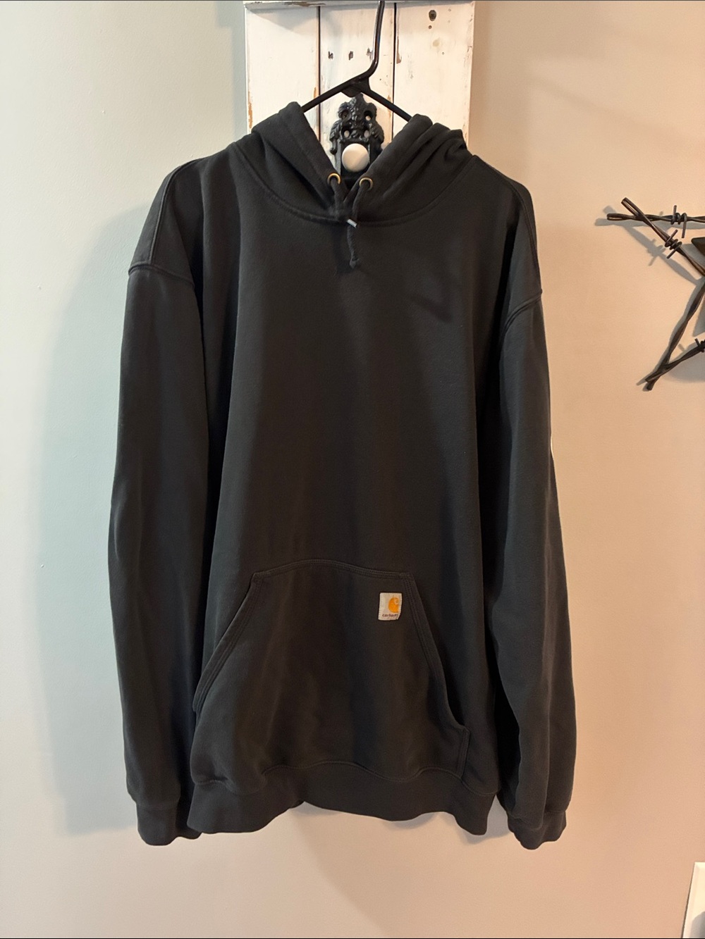 Men’s big and tall black Carhartt hoodie